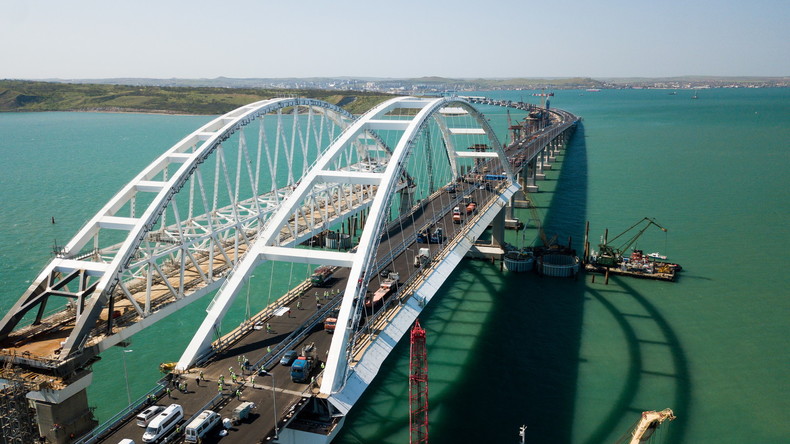 LIVE: Wladimir Putin eröffnet vorzeitig fertiggestellte Krim-Brücke