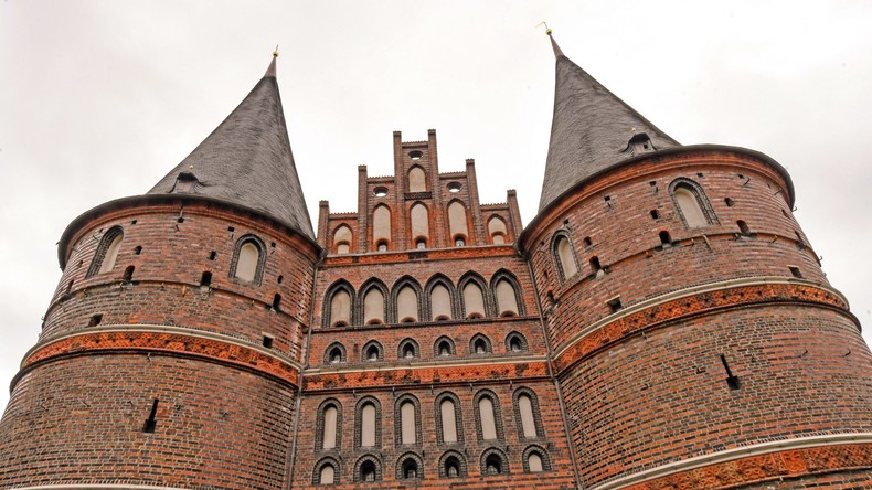 Stromausfall in Lübeck: Speiseeis taut, Ampeln fallen aus