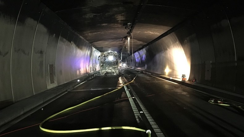 Reparaturen nach Tunnelbrand behindern Schweizer Pfingstverkehr