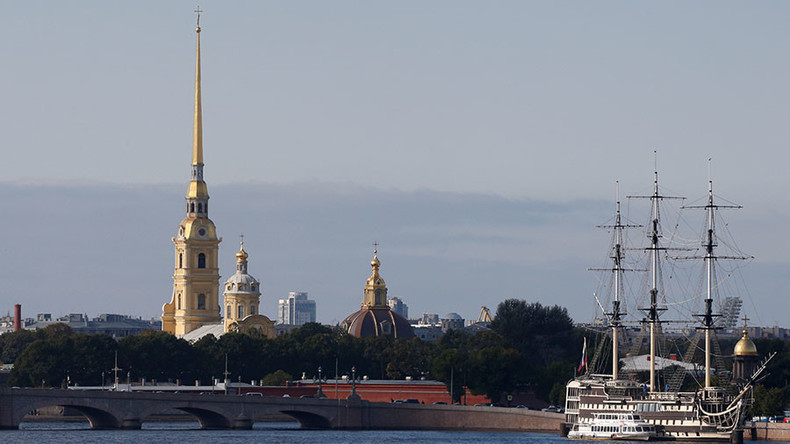 Sankt Petersburger Forum: "Isoliertes" Russland begrüßt rund 15.000 Teilnehmer aus über 100 Ländern 