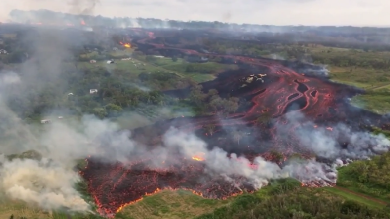 Erdrisse voll Lava: Weitere spektakuläre Aufnahmen vom Kilauea-Vulkan auf Hawaii