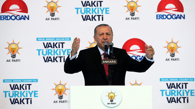 Recep Tayyip Erdoğan bittet Landsleute um Hilfe zur Stützung der Lira