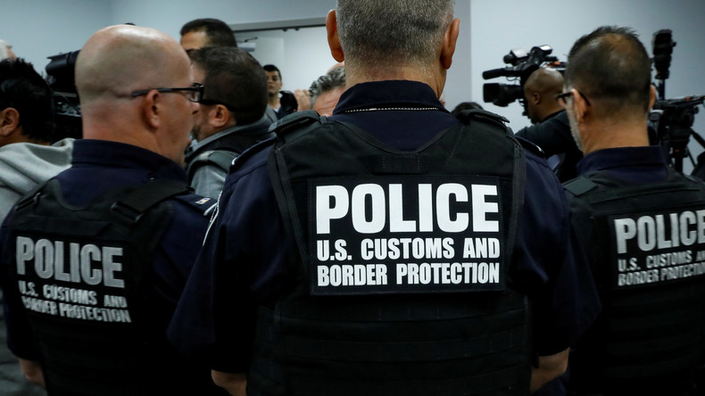 USA: Menschenrechtler werfen Grenzpolizei zahlreiche Übergriffe auf minderjährige Migranten vor