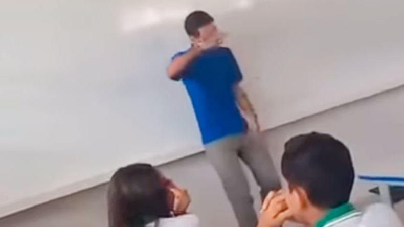 Brasilien: Lehrer bekommt zwei Monate kein Gehalt - dann rühren ihn seine Schüler zu Tränen