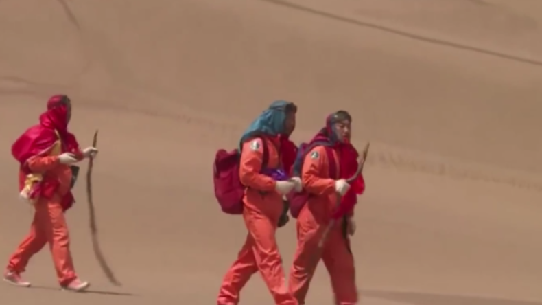 Survival-Training extrem: Chinesische Astronauten trainieren in Wüste Notlandung im All