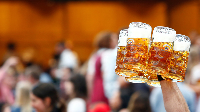 Mit Abwasser gebraut: Schwedische Brauerei präsentiert "kristallklares" Klärpilsner