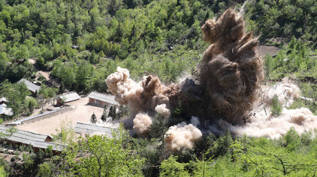 Nordkorea zerstört sein Atomtestgelände (Video)