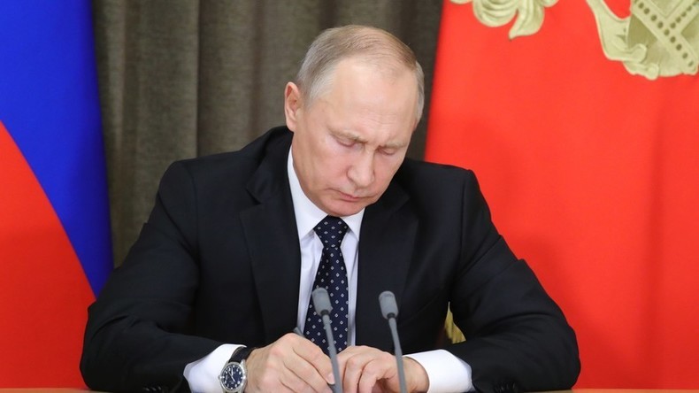Wladimir Putin unterzeichnet Gesetz zu Gegensanktionen gegen USA und Verbündete