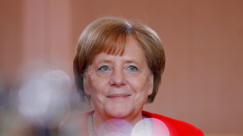 LIVE: Merkel im Bundestag - Fragestunde mit der Kanzlerin
