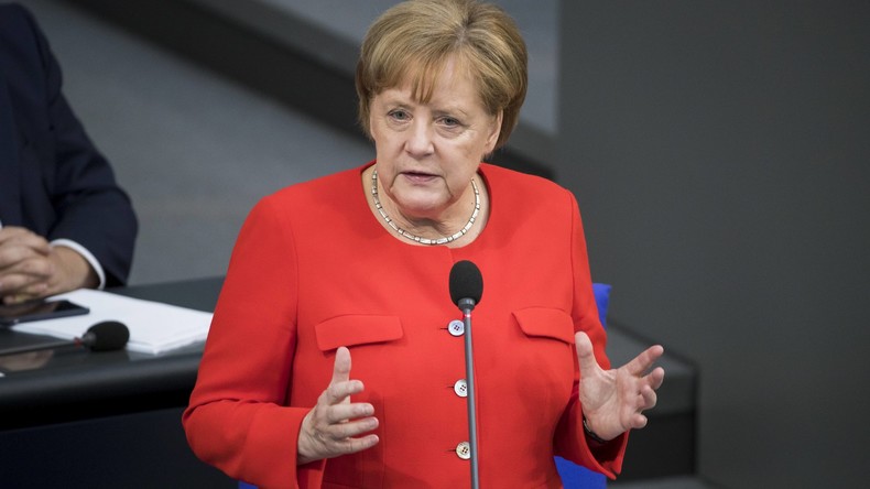 Kanzlerin Merkel verteidigt ihre Flüchtlingspolitik: 2015 war eine "humanitäre Ausnahmesituation"