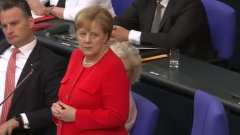 Deutsche Welle für Demokratie-Export - Merkel zum "regierungsunabhängigen Auslandssender"