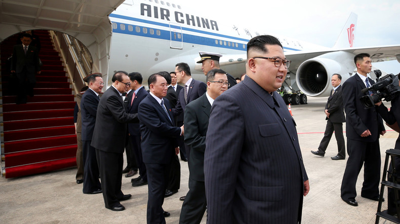 Kim Jong-un zum Gipfel mit Donald Trump in Singapur gelandet