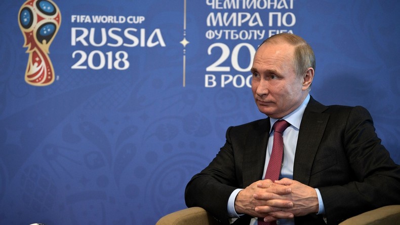"Willkommen zur FIFA-Weltmeisterschaft!" - Putin begrüßt Fans und Nationalmannschaften (Video)