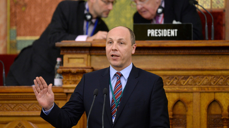 "Echter Nazi" - Paris streitet über Besuch des rechtsextremen ukrainischen Parlamentspräsidenten 