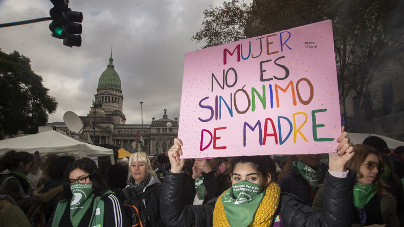 Argentiniens Parlament macht Weg für Legalisierung von Abtreibung frei 