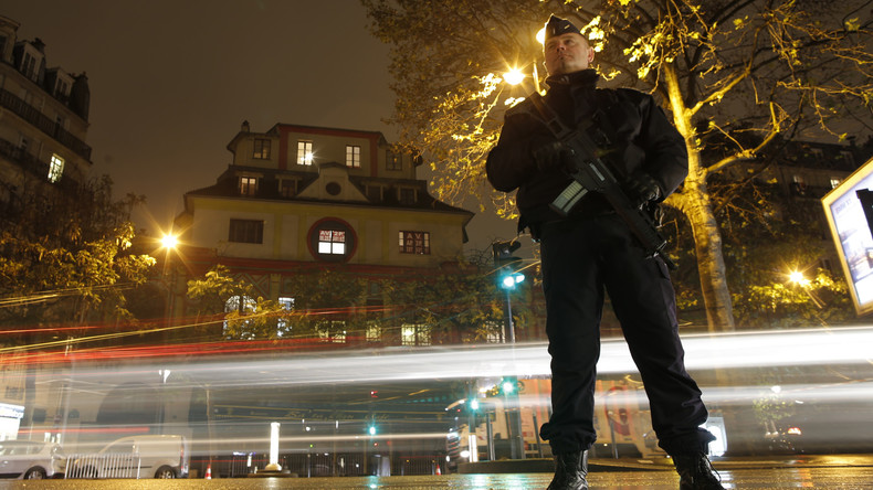 Terroranschläge von Paris: Wurden Spezialeinheiten absichtlich zurückgehalten?