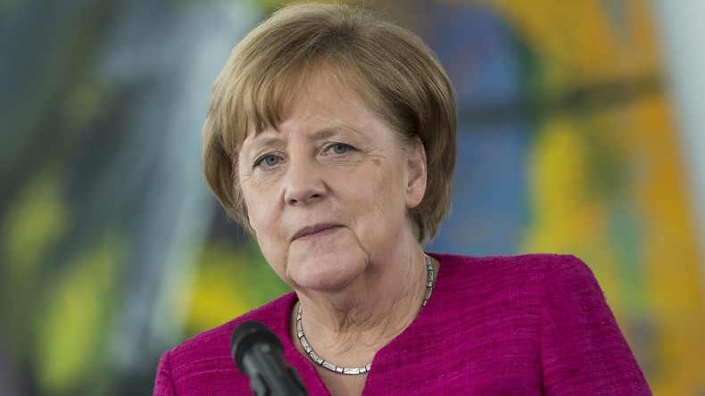 Angela Merkel gibt Pressekonferenz zum Asylstreit (Video)