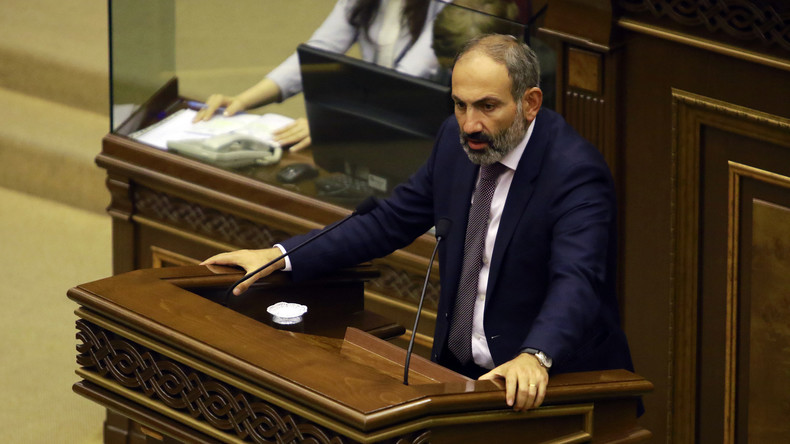 Premierminister Armeniens: Ohne Volksvertrauen an der Macht festzuhalten, ist absurd (Video)
