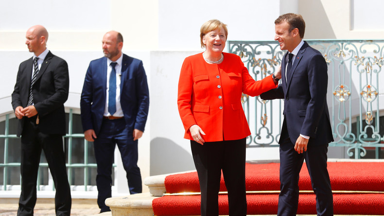 Video: Merkel und Macron halten gemeinsame Pressekonferenz