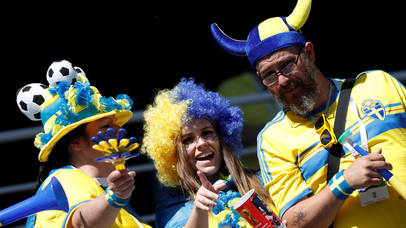 Bier alle! Schwedische Fans trinken nach Sieg im WM-Spiel gegen Südkorea das ganze Bier der Stadt