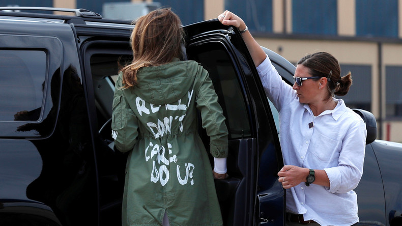 "Mir ist es wirklich egal. Und Dir?": Schriftzug auf Melania Trumps Jacke löst Diskussionen aus