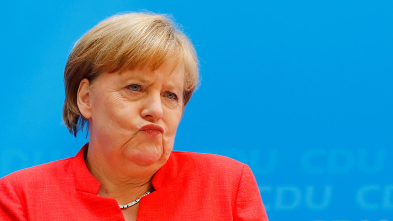 Aktuelle Umfrage: Fast jeder zweite Deutsche für Rücktritt von Kanzlerin Merkel