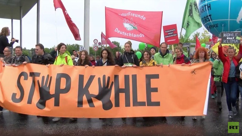 Deutschland: Umweltaktivisten protestieren in Berlin gegen Kohle-Nutzung 