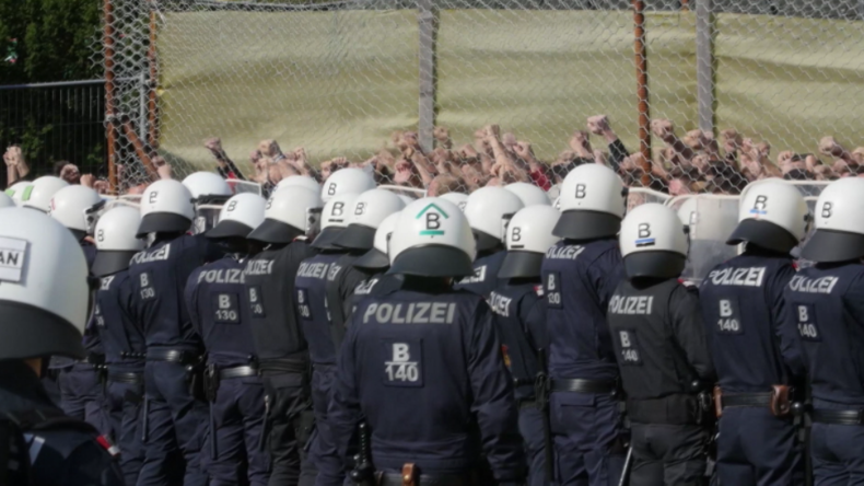 Österreich trainiert an Grenze: Soldaten und Polizisten im Einsatz gegen "Migranten-Ansturm"