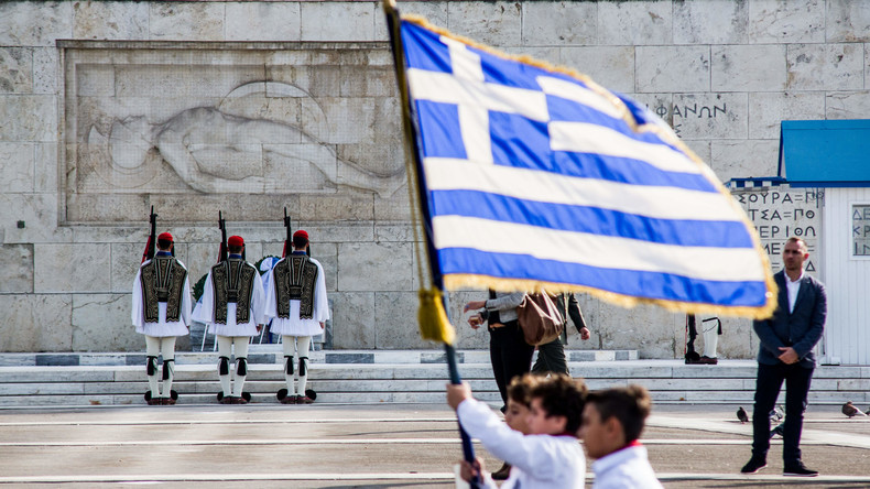 Bundestag stimmt mit großer Mehrheit weiteren Hilfen für Griechenland zu 