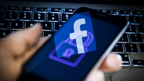 Facebooks Kommunikationschef tritt nach Datenskandalen zurück
