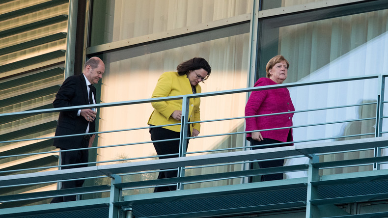 Außer der Union ist die Einigung zwischen Merkel und Seehofer keinem recht