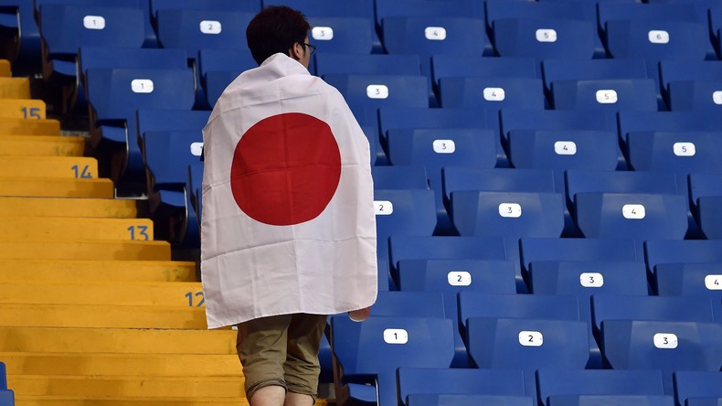 Spiel verloren, Herzen gewonnen: Japanisches Team räumt Umkleide auf und bedankt sich auf Russisch