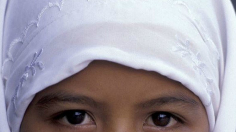 Ehefrau Nummer drei: 41-jähriger malaysischer Imam heiratet 11-jähriges Mädchen – Behörden ermitteln