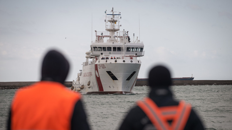 Illegale Migration: Österreich, Deutschland und Italien wollen Mittelmeer-Route schließen 