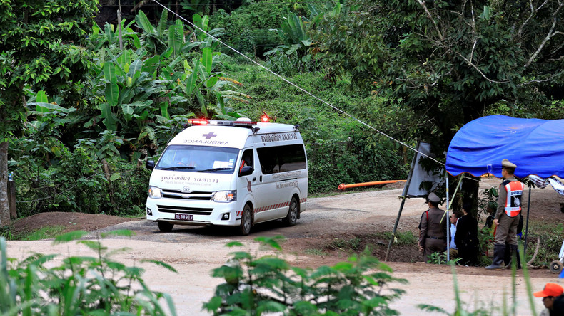 Thailand: Alle Kinder und Coach lebend aus Höhle geborgen