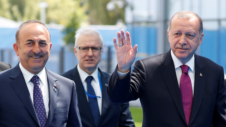 Kritik aus Ankara am NSU-Prozess: Wer vom deutschen Staat im Staate steckt dahinter?