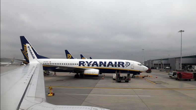 Ryanair: Größter Pilotenstreik in der Firmengeschichte hat begonnen - Dutzende Flüge fallen aus 