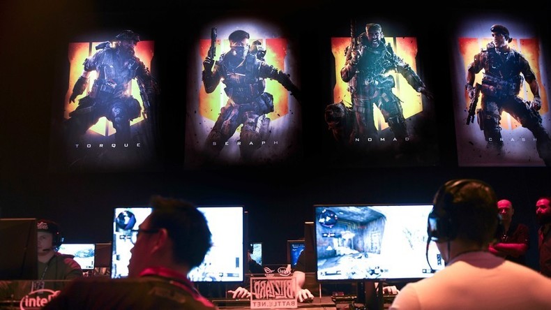 Profi-Gamer trennt sich von der "heißesten Wetterfee" – um sich auf Call Of Duty zu konzentrieren
