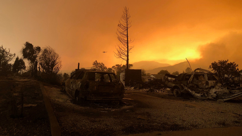 Zwei Tote und viele zerstörte Häuser bei Waldbränden in Kalifornien