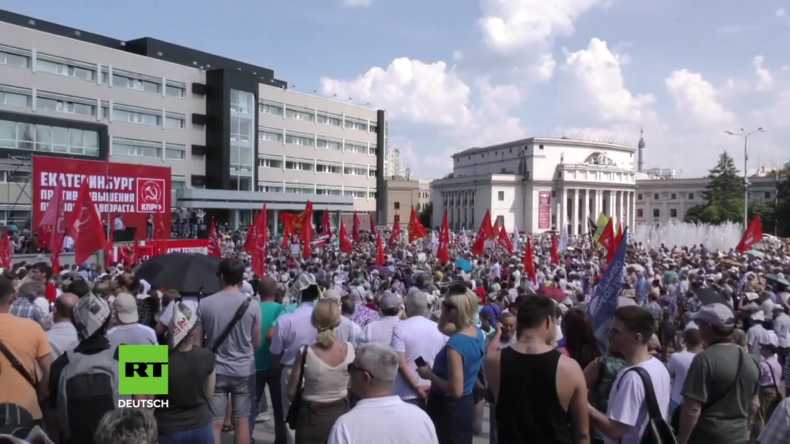 Russland: Tausende protestieren gegen Pläne zur Erhöhung des Rentenalters