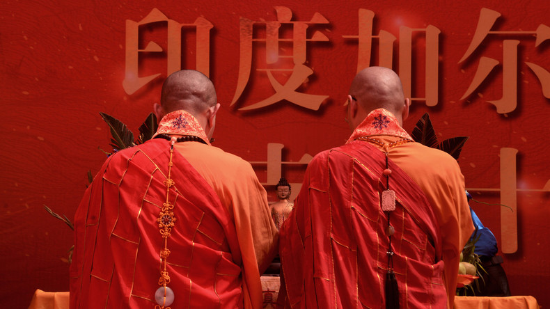 China: Bekannter Mönch wurde beschuldigt, Nonnen zu Sex gezwungen zu haben 