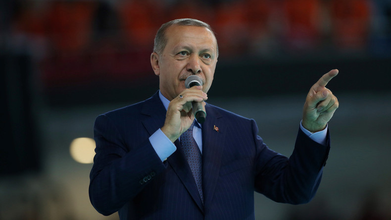 Recep Tayyip Erdoğan kündigt Vergeltungsmaßnahmen für US-Sanktionen an