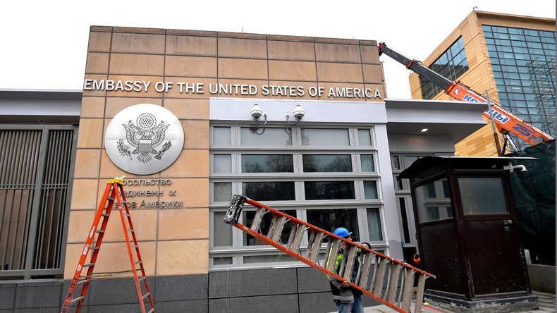 Bericht: Angebliche Spionin in Moskauer US-Botschaft war Russin und vom US-Geheimdienst angeheuert