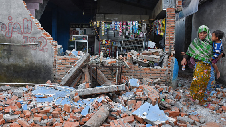 Indonesien: Über 90 Tote nach neuem Erdbeben vor Ferieninsel Lombok nahe Bali 