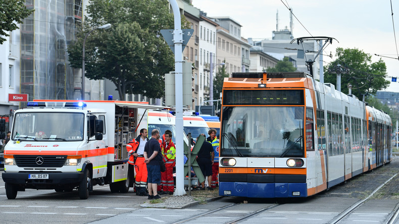 Über 20 Verletzte bei Straßenbahnunfall in Mannheim 
