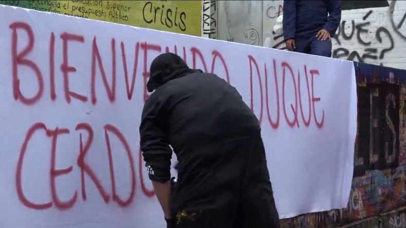 Kolumbien: Studenten demonstrieren in Bogota gegen jüngst angelobten Präsidenten Duque