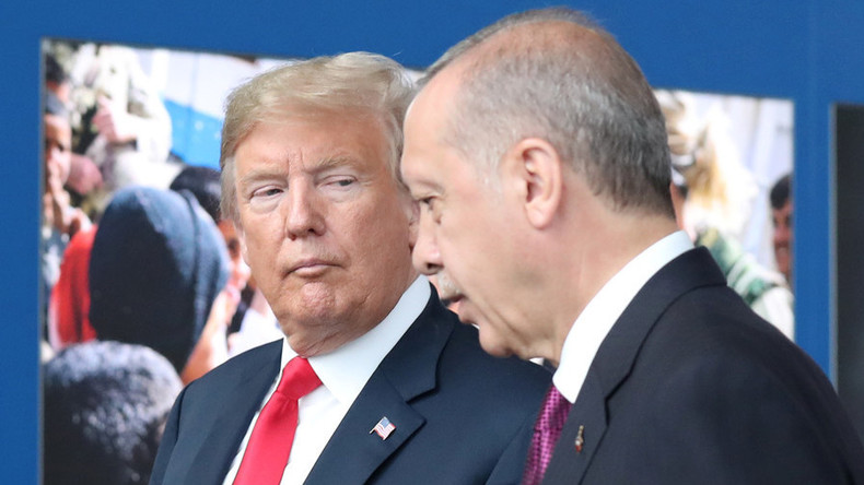 "Wir werden es nicht hinnehmen": Trump kritisiert Türkei wegen US-Pastor Brunson