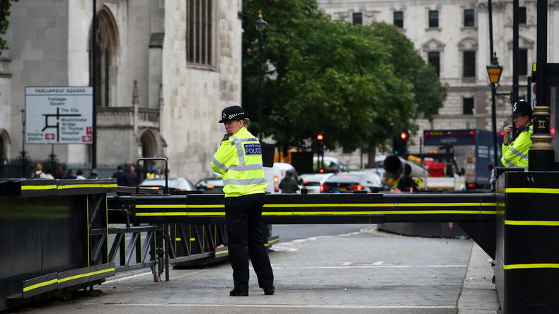 Terrorverdächtiger von London wegen Mordversuchs angeklagt 