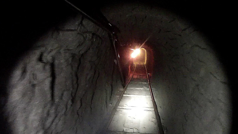 Hintertür des Drogenkartels: Tunnel für Drogenschmuggel im Boden eines Restaurants in USA entdeckt
