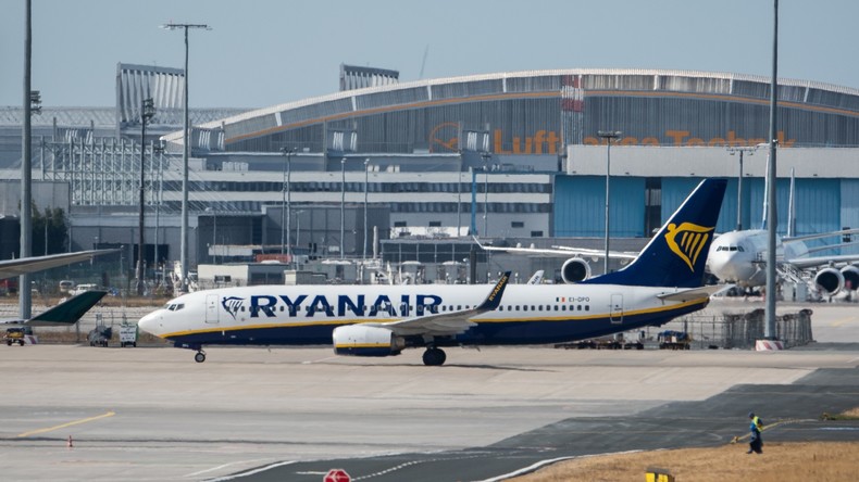 Streik deutscher Ryanair-Mitarbeiter hat begonnen - 150 Flugausfälle 
